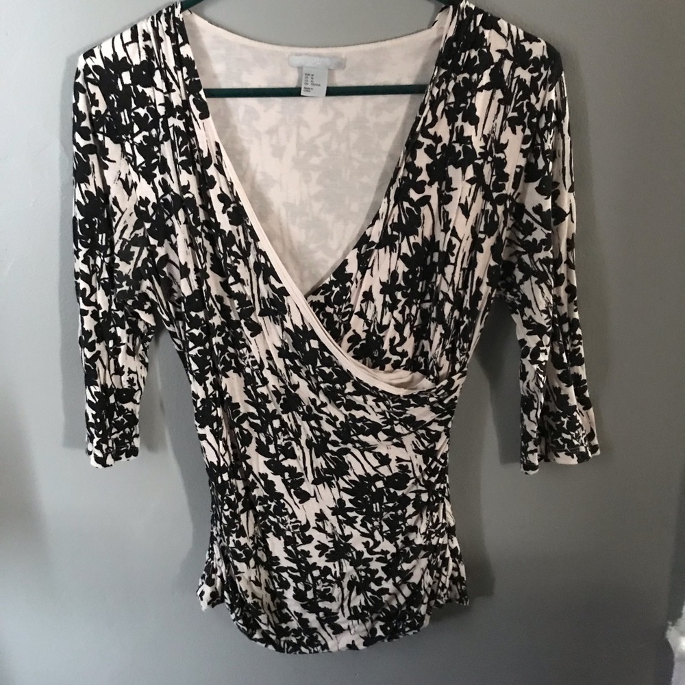 Beauty and Versatile H&M “Wrap” Shirt